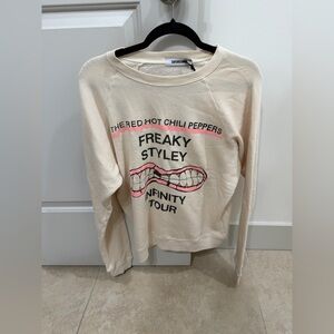 Daydreamer X-Small Red Hot Chili Peppers Sweatshirt. 💕⚡️